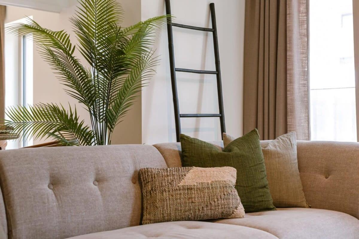 Huswell - Beautiful & Warm With Terrace In Appartement