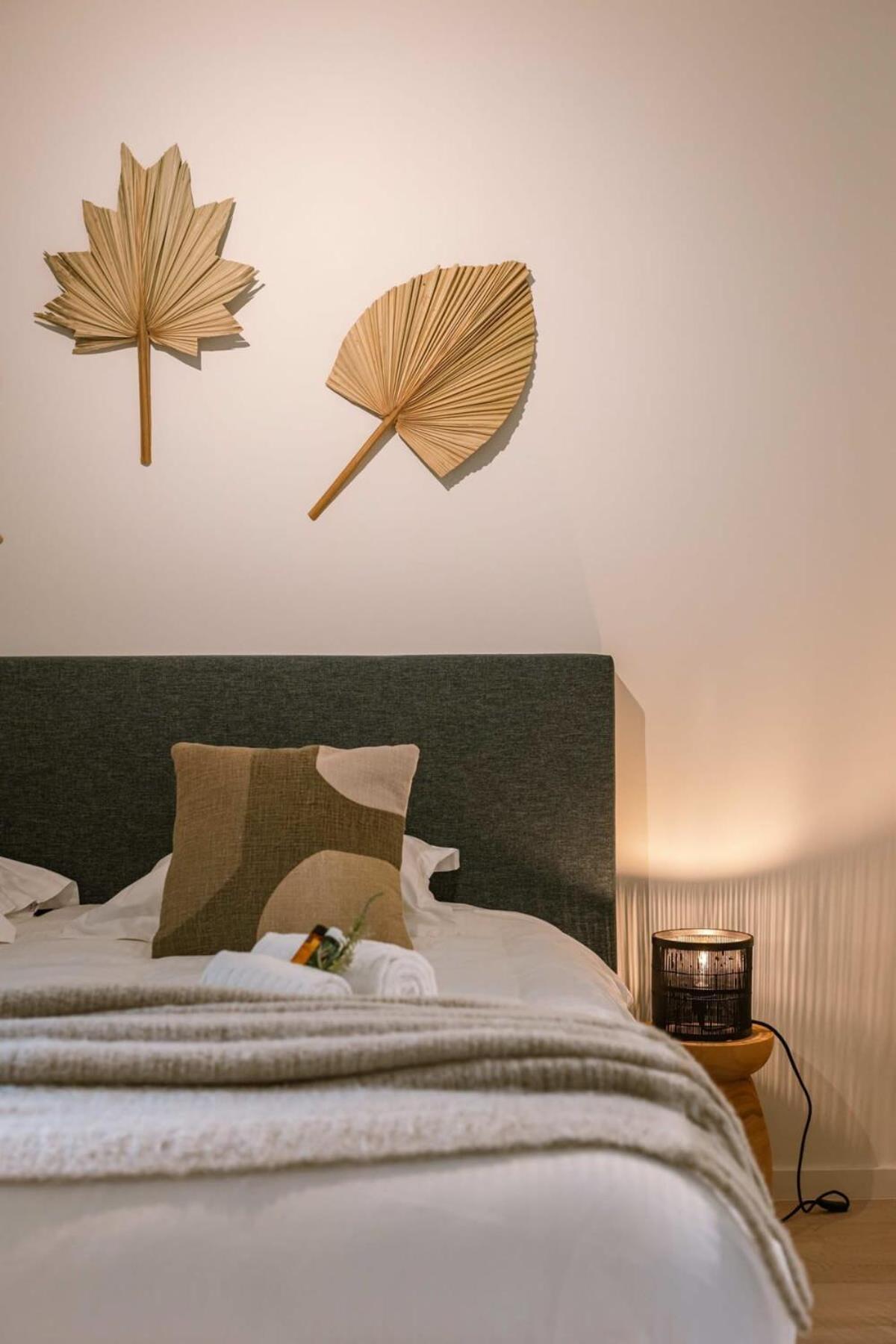 Huswell - Beautiful & Warm With Terrace In
